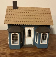 Model Railroading 1 Story Hand Built House #2 BALSAWOOD & Cardboard VERY GOOD!!