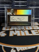 2006 National Treasures REGGIE BUSH Autograph Rookie #HC-RB /50