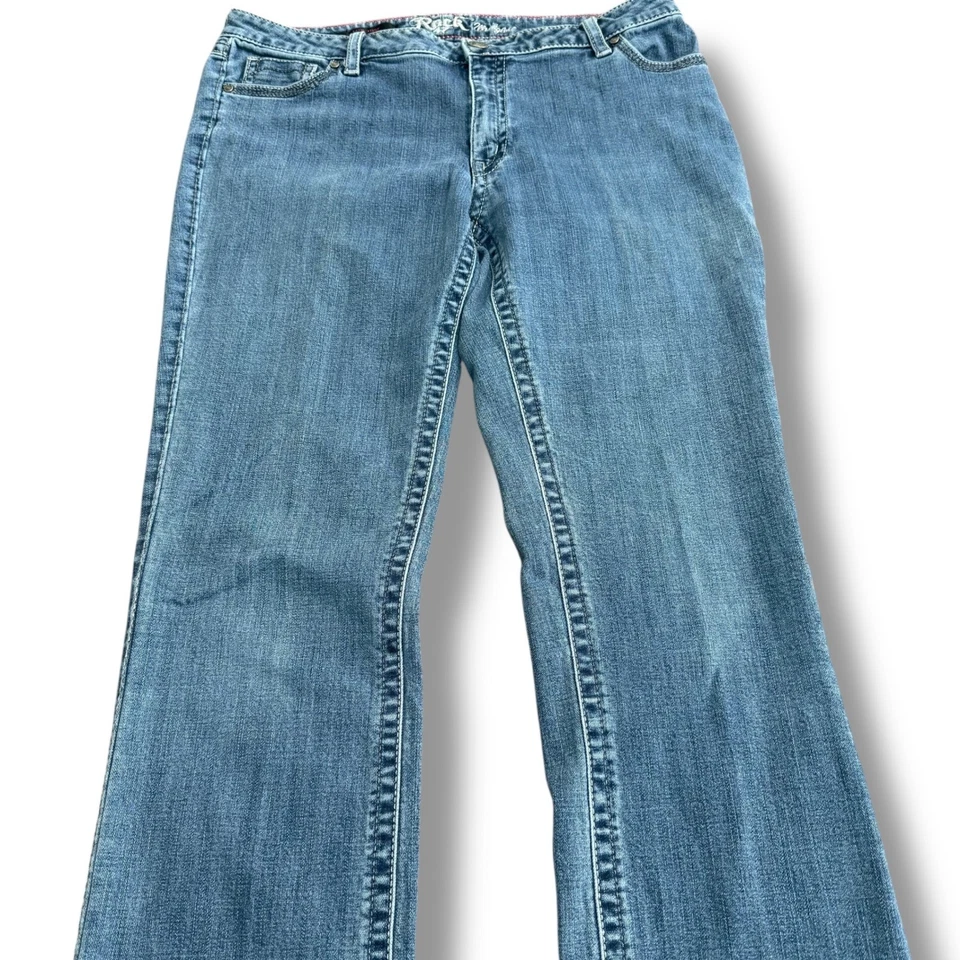 Pantalones de mezclilla Rock 47 by Wrangler para mujer 34x34 (36x32) tiro bajo corte bota adornados Foto 3 de 4