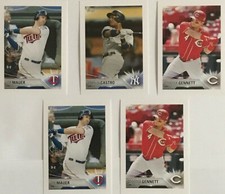 2018 TOPPS MLB (5 Stickers Collection but only 3 Differents- Various MLB Teams)