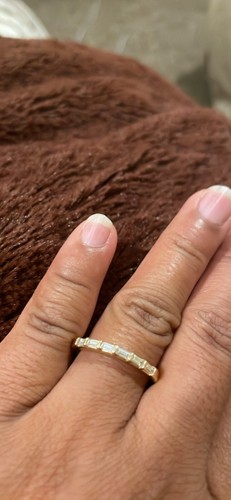 14k gold engagement ring set cubic zirconia used. I believed it’s 7 /7.5 in size - Picture 2 of 6