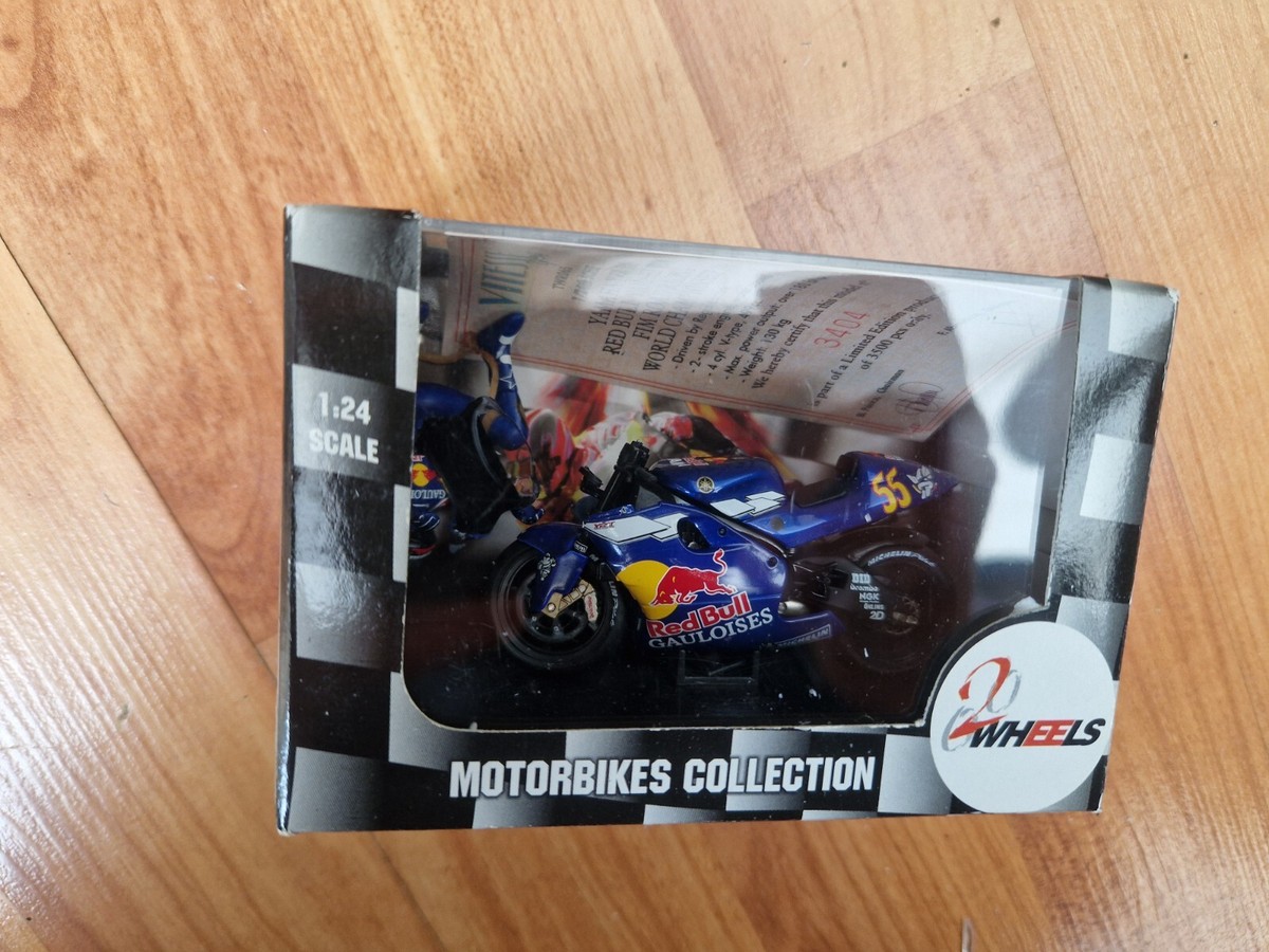 VITESSE 1/24 YAMAHA YZR500 REGIS LACONI 2000 MOTO GP MOTORCYCLE