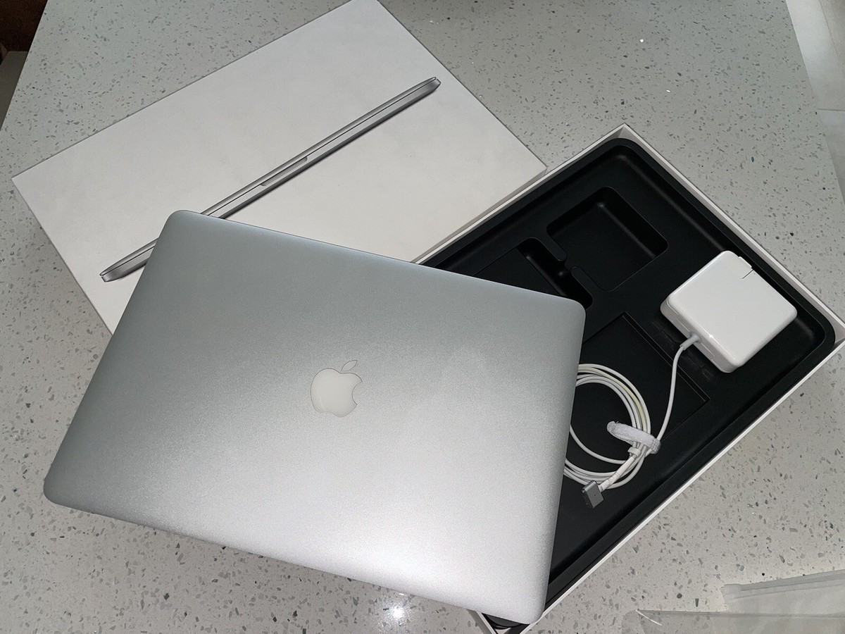 MacBook Pro 13 inch Early 2015, 128GB SSD, 8GB RAM, 2.7GHz Intel Core i5 Retina