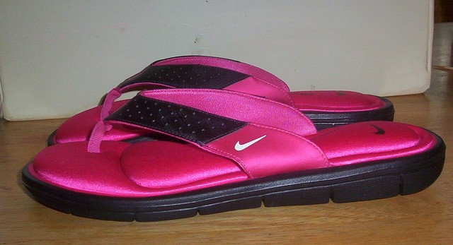 Nike Thongs Flip Flops Sandals- Comfort Footbed- Womenâs Size 9- Black/white | eBay