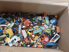 Vintage Bulk LEGO Lot 26 Pounds Bricks, Pieces Parts Huge Collection