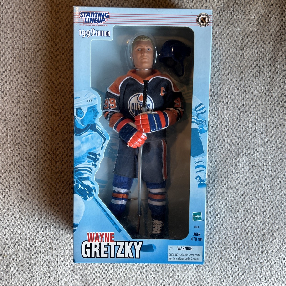 1999 Edition Kenner Starting Lineup Wayne Gretzky Edmonton Oilers
