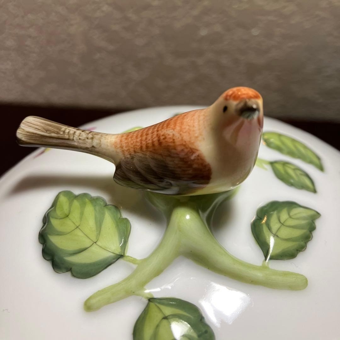 Picture 2 of 20