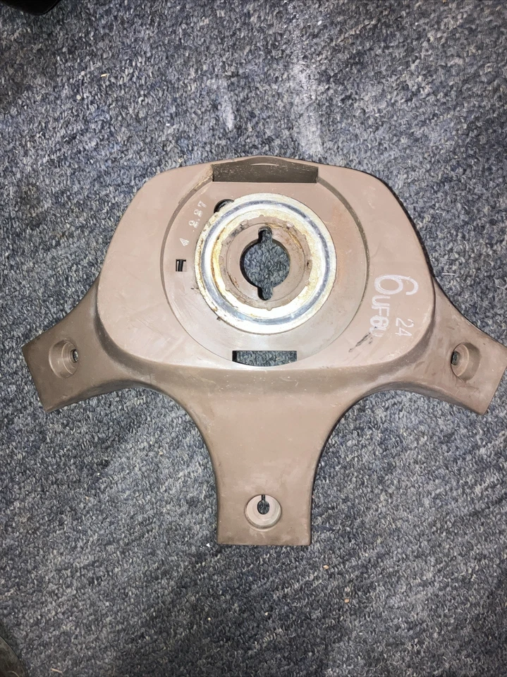 90 91 92 93 MAZDA B2200 B2600 PICK UP DIRECCIÓN AUTÉNTICO RADIOS RUEDA TRASERA BRONCEADA Foto 3 de 4