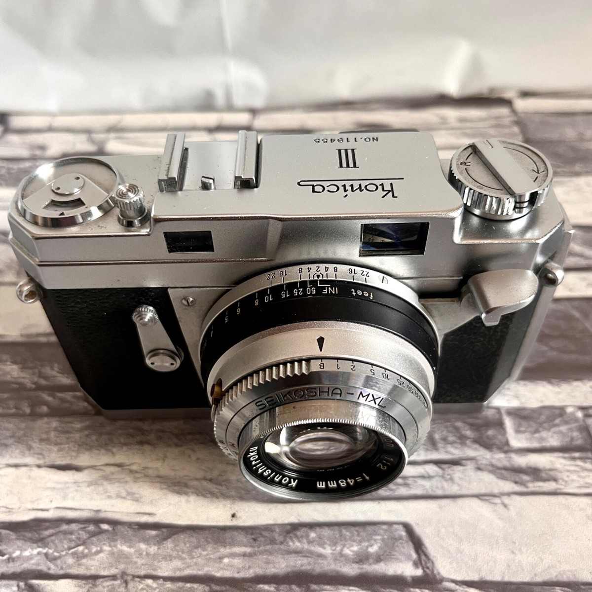 Konica III Rangefinder 35mm Film Camera w/ Hexanon 48mm F2 Konica III Rangefinder 35mm Film Camera w/ Hexanon 48mm F2