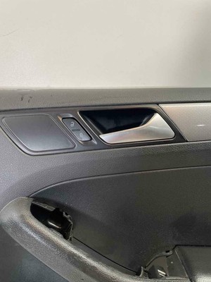 15 VW Jetta GLI Front Right Door Panel Trim Black 5c7 867 012 De 