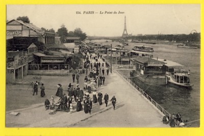 Old postcard 75 - PARIS Le POINT du JOUR Embarcadère BAR AMBULANT Tripod Photographe