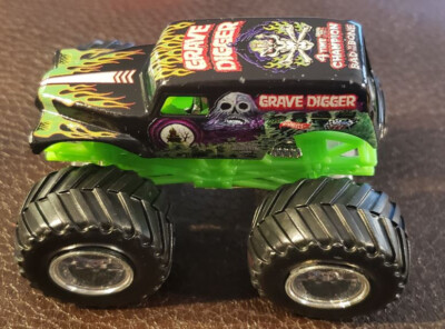 Hot Wheels Grave Digger 4 TIME CHAMPION Monster Jam | eBay