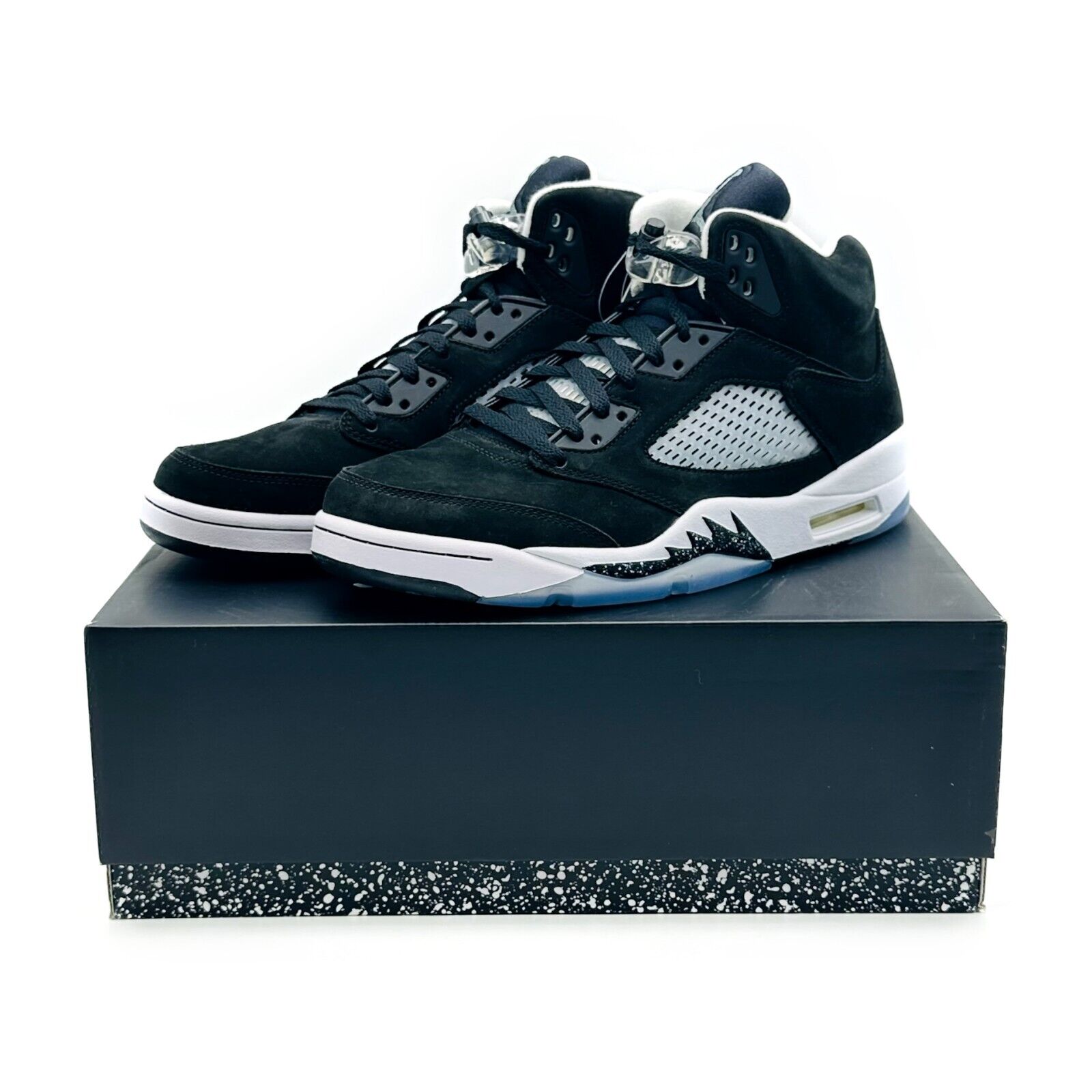 ensom Modstander Korea Size 11 - Jordan 5 Retro Mid Oreo for sale online | eBay