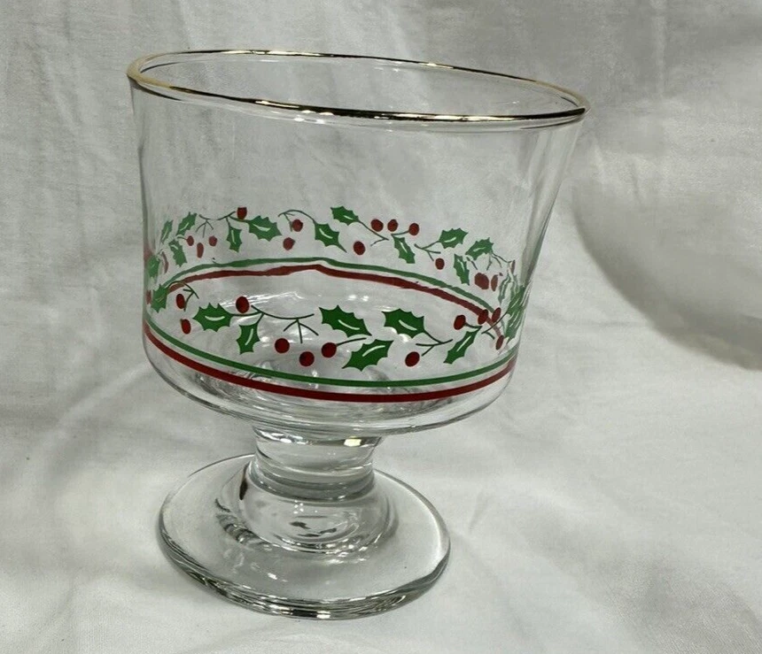 Vintage Arby's Holly and Berry Glass Dessert Sherbet Cup Gold Rim 8 oz Set of 5 - Image 4 of 4
