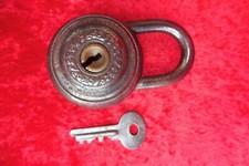 Cadenas, Beau, Très Ancien Cadenas Avec Clé