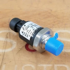 Cole Parmer 68900-54 Pressure Transmitter, 200 PSIG, 4-20ma - NEW