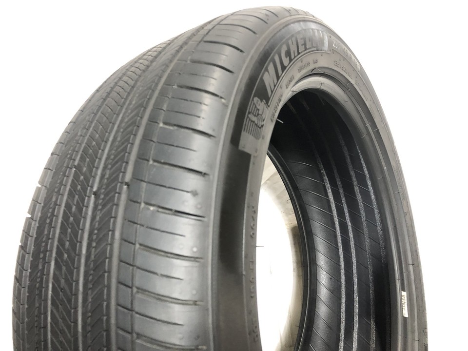 [1] Michelin Primacy All Season P235/45R18 235 45 18 Tire 7.0/32 | eBay