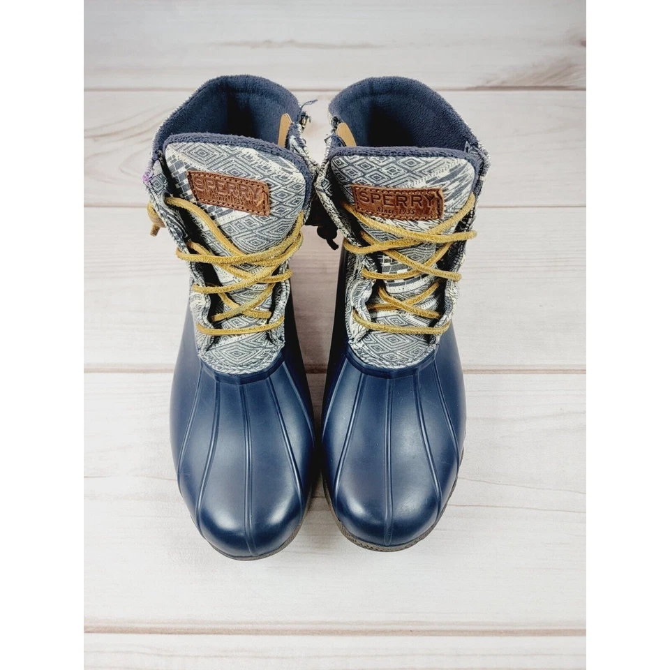 Botas de lluvia Sperry para mujer con estampado geométrico de agua salada talla 7 Foto 3 de 4