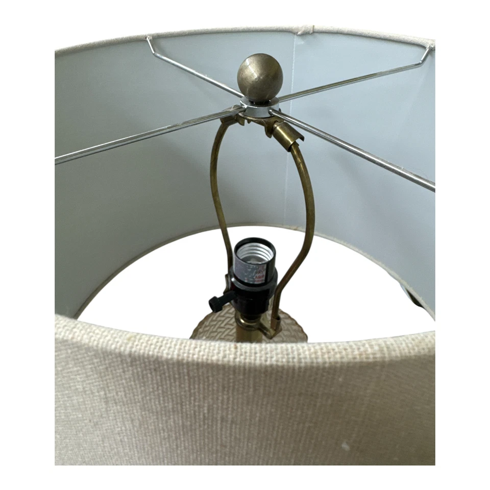 Lámpara de mesa Bassett Mirror Company Nina vidrio mercurio 24" H L3336TEC USADA EN EXCELENTE ESTADO Foto 3 de 3