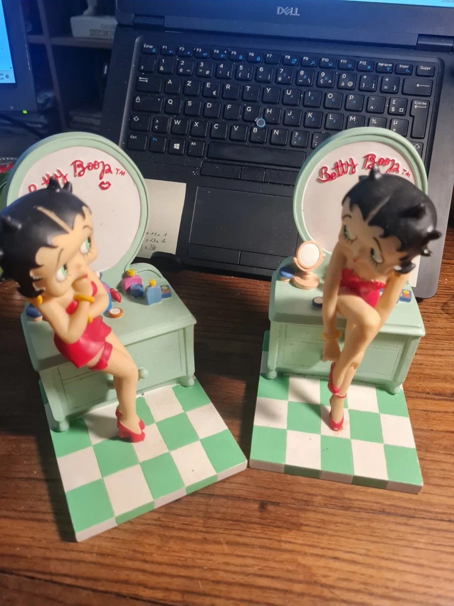 Lot De 7 Figurines Betty Boop En Résine – Série Collection – Très Bon état