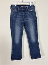 Denizen Levi  s Blue Jeans Women  s Size 8 - W29 Modern Crop Low Rise Stretch