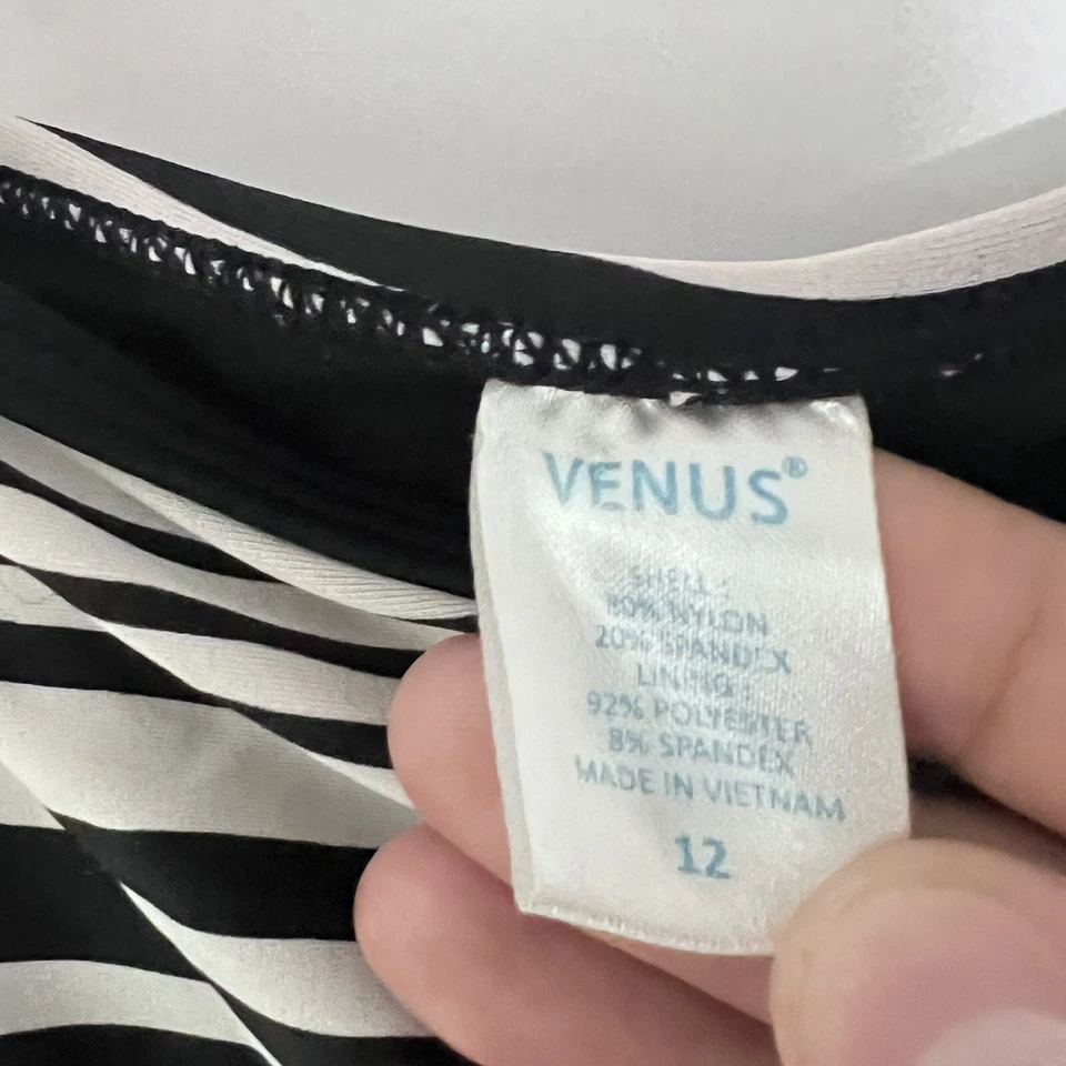 Pullover Tankini Venus para mujer talla 12 blanco a rayas negro sin mangas Foto 2 de 4