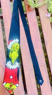 RARE VTG Dr. Seuss He s a Mean One Mr. Grinch Navy 100% Silk Hand Sewn Neck Tie
