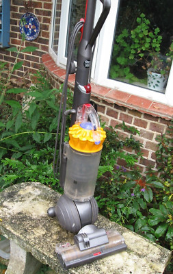 Dyson DC40 ERP Multi Floor Big Ball Bodenstaubsauger gelb gebraucht