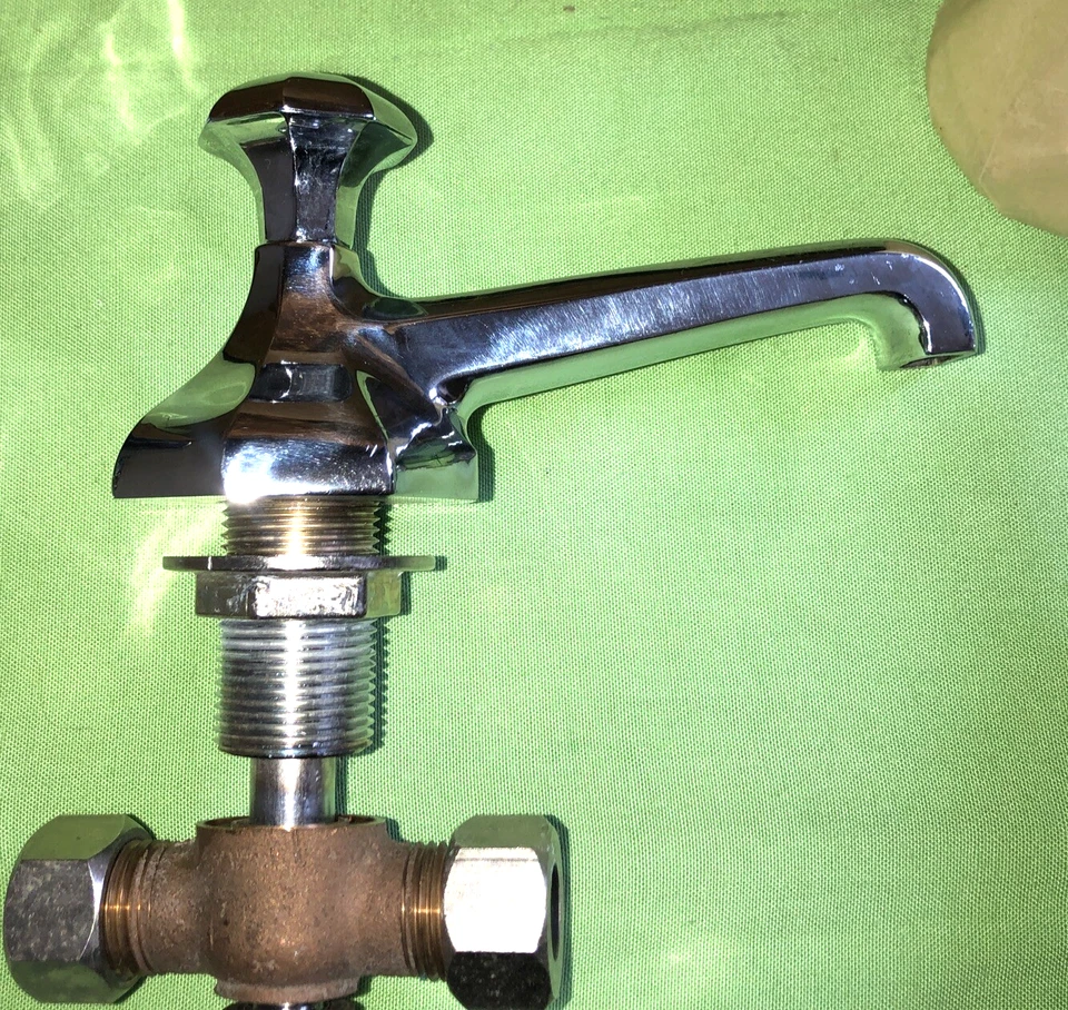 Vintage 1940’s-50’s Wide Spread Bathroom Sink Faucet Set New Old Stock NOS - Image 3 of 4