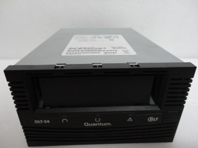 Quantum TC-S45AT-XS 70-85721-01 DLT S4 DLT-S4 SCSI Internal Standalone Drive