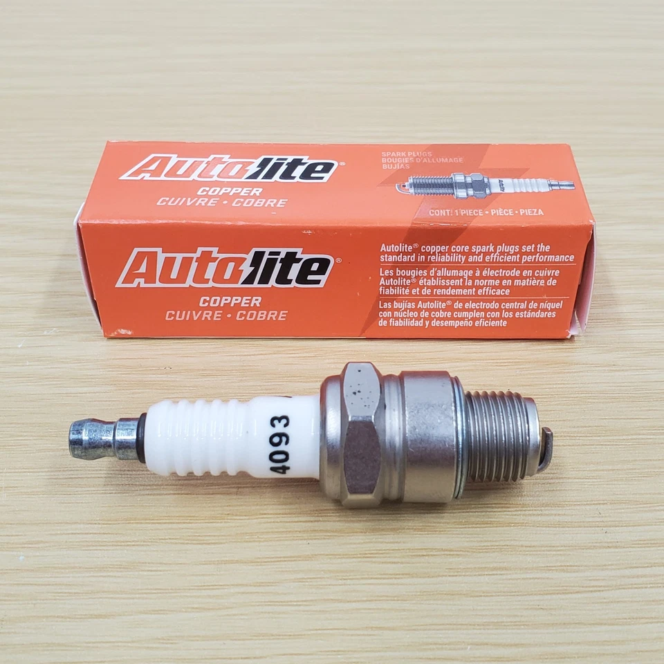 Juego de 4 bujías Autolite 4093 cobre sin resistencia Foto 2 de 2