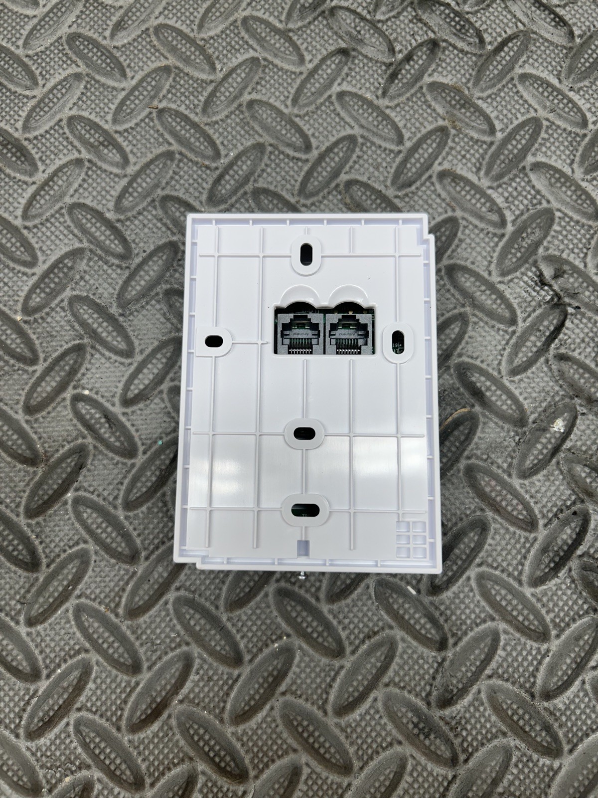 Distech Controls PDITE-SMRTVUE-01 Allure EC-Smart-Vue Room Temp Sensor New Open