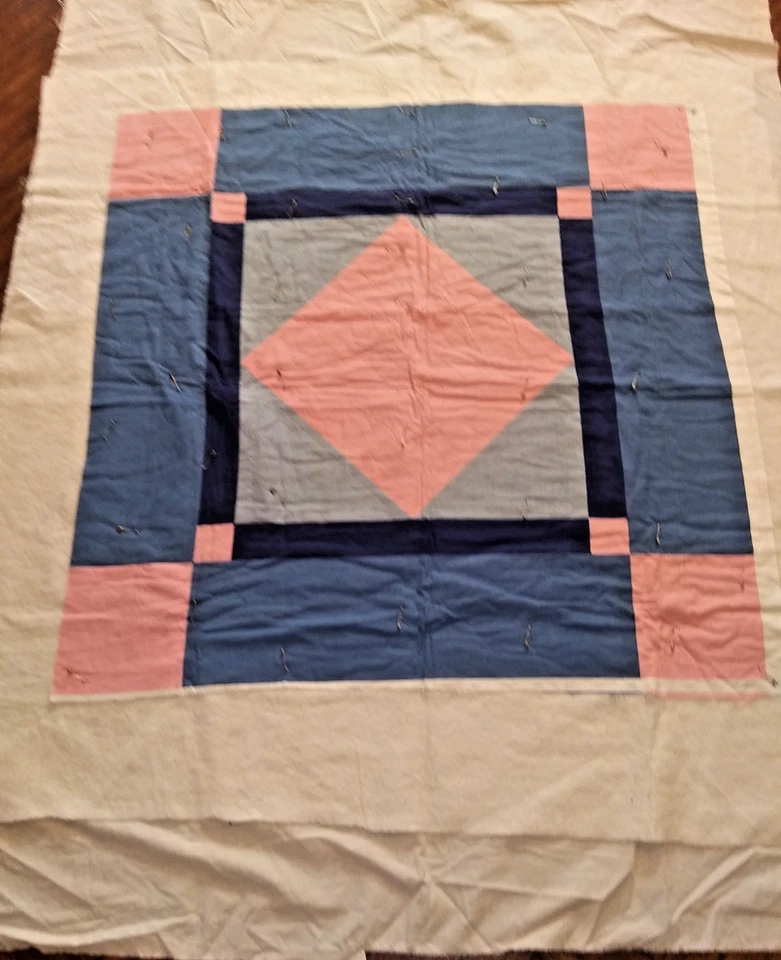 Quilt Unfinished Includes Top Batting Backing Designs to Quilt Embroider 38"x40 - Image 2 of 4