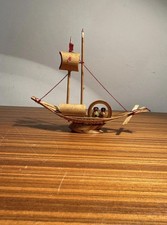 Modellino Barca Artigianale in Bambù