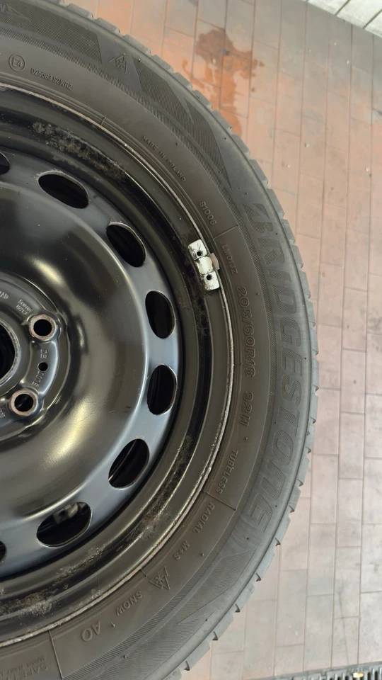 4× Winterreifen 205/60 R16 - Bild 4 von 4