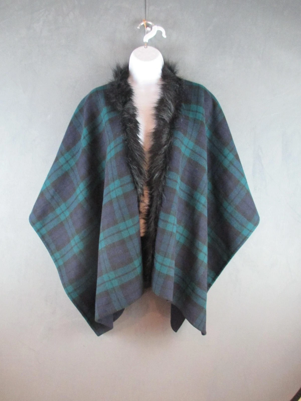 Talbots Poncho Womens M/L Blue Plaid Faux Fur Trim Open Front Kimono Cape