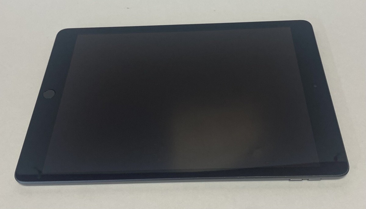 iPad - NS Refurbished: Apple iPad (7th Generation) MW742LL/A 32GB