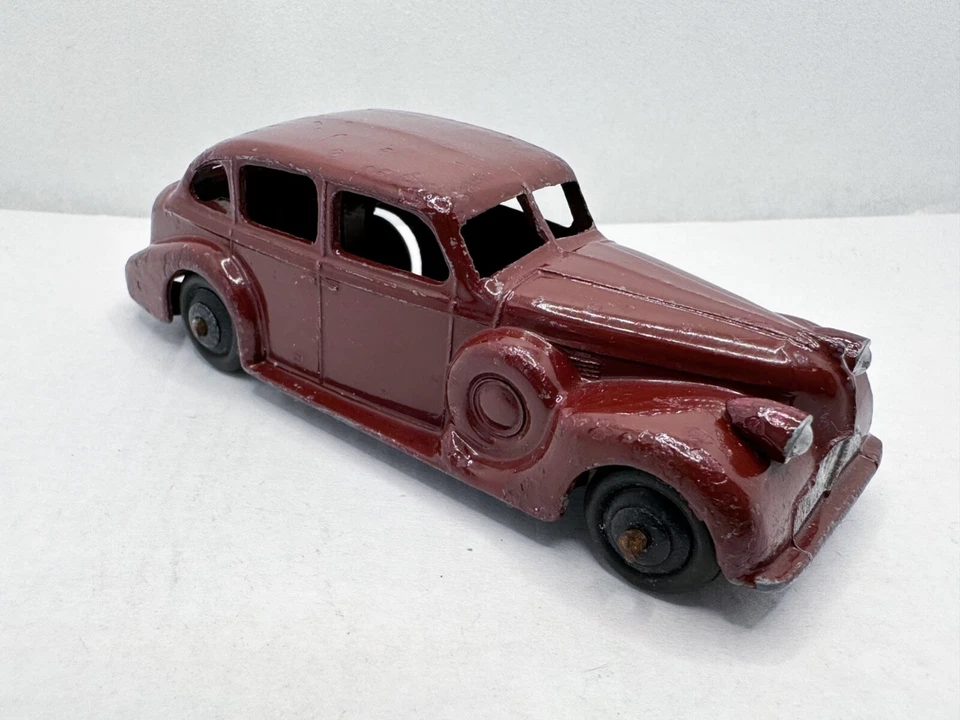RARO COCHE MODELO DIECAST VINTAGE DINKY TOYS # 39D BUICK VIRREY BERLINA GRANATE 1947 Foto 4 de 4