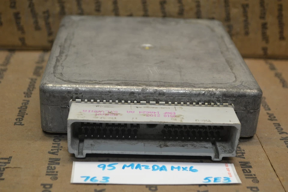 Блок управления двигателем 1995 Mazda MX6 ECU FS8018881C модуль 763-5E3 - Изображение 3 из 3