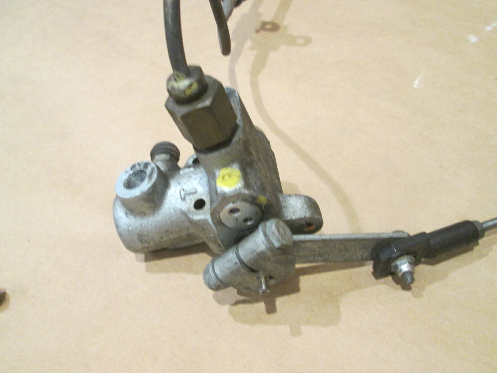 Ferrari 456 Valve For Self Leveling Suspension System  P/N 162657