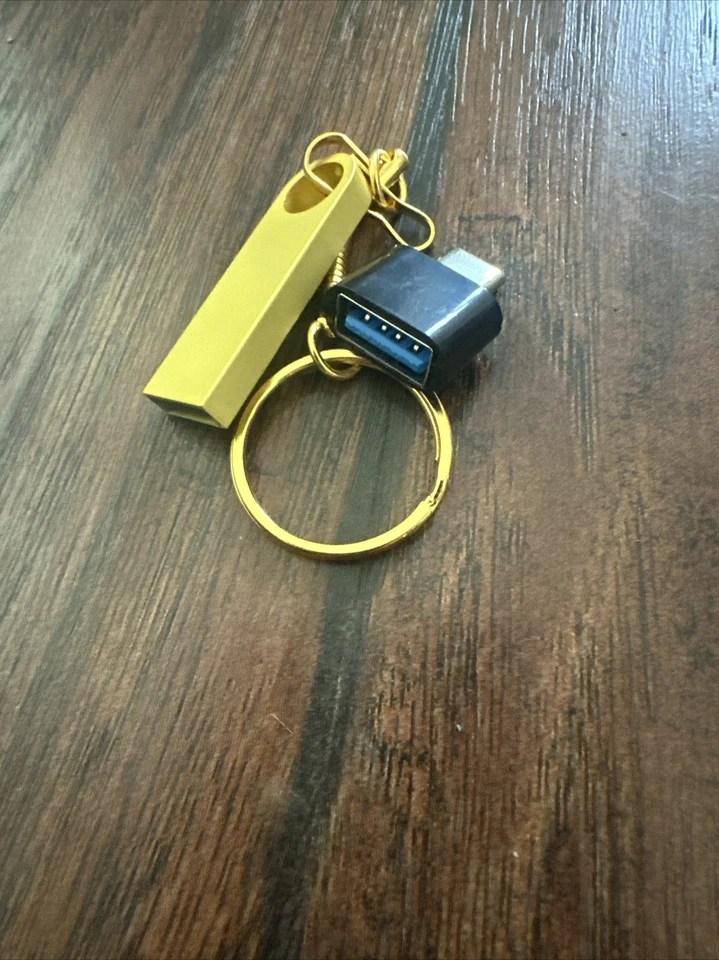 Unknown Amount Of Storage Gold Keychain Hard drive, With USB To C Adapter Piece. - Image 4 of 4