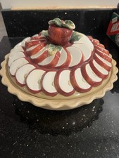 Vintage Apple Pie Dish And Lid