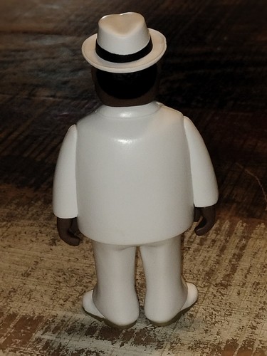 Funko Biggie Smalls White Suit 5-Inch Vinyl Gold Figure - Picture 2 of 3