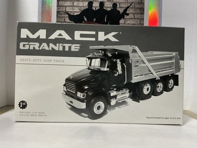 1/34 - FIRST GEAR MACK GRANITE HEAVY DUTY DUMP TRUCK