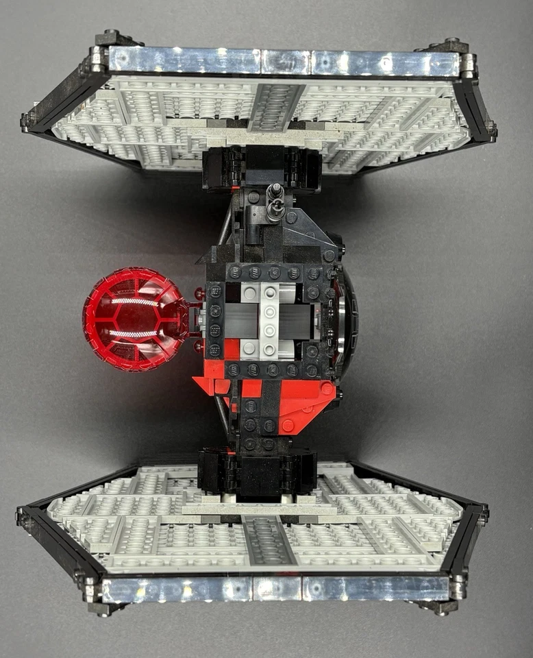 LEGO Star Wars: First Order Special Forces TIE fighter 75101 - Image 4 of 4