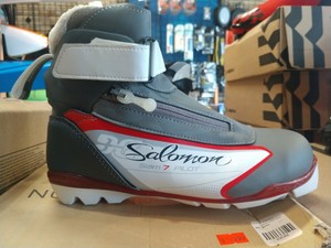 sns pilot skate ski boots