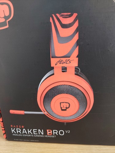 Auriculares para juegos Razer Kraken Pro V2 x Pewdiepie edición limitada muy raros - Imagen 3 de 18