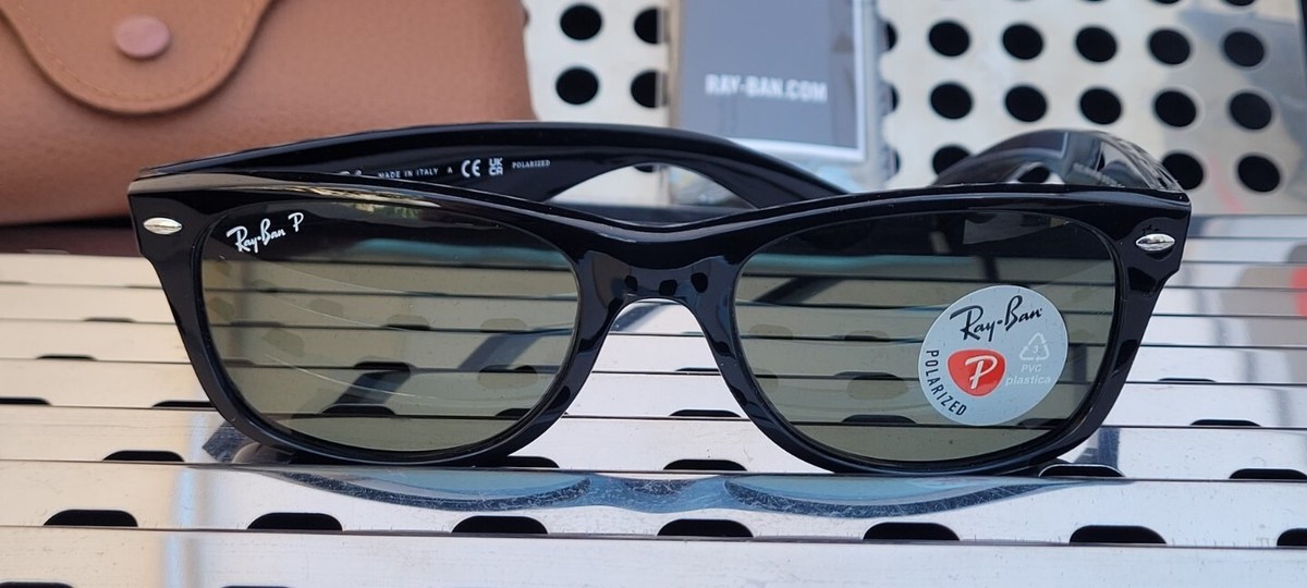 New Ray Ban RB2132 901/58 New Wayfarer Sunglasses Black w/ G15