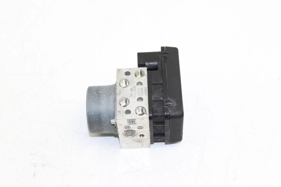 Kawasaki Ninja 650 2015 módulo de unidad de bomba ABS 16082-0702 Foto 2 de 4