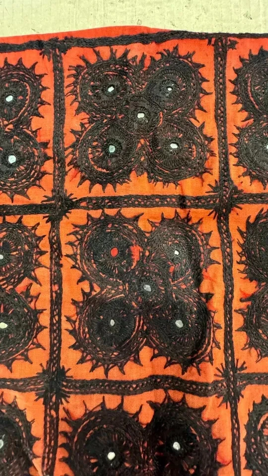 印度手工复古稀有装饰刺绣镜工作家用枕套 — 第 4/4 张图片